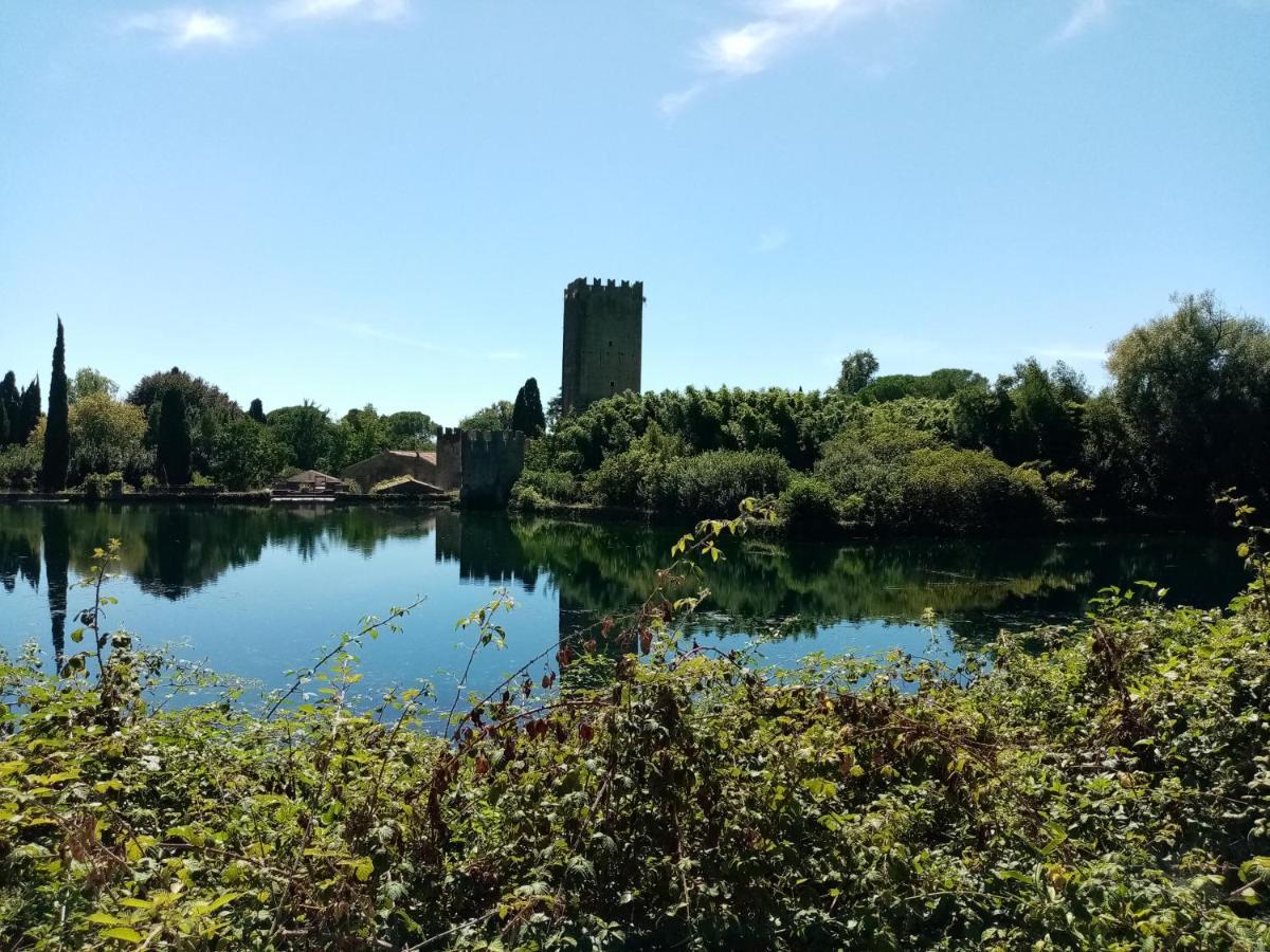 Bed and Breakfast La Bella Ninfa Сермонета Екстер'єр фото